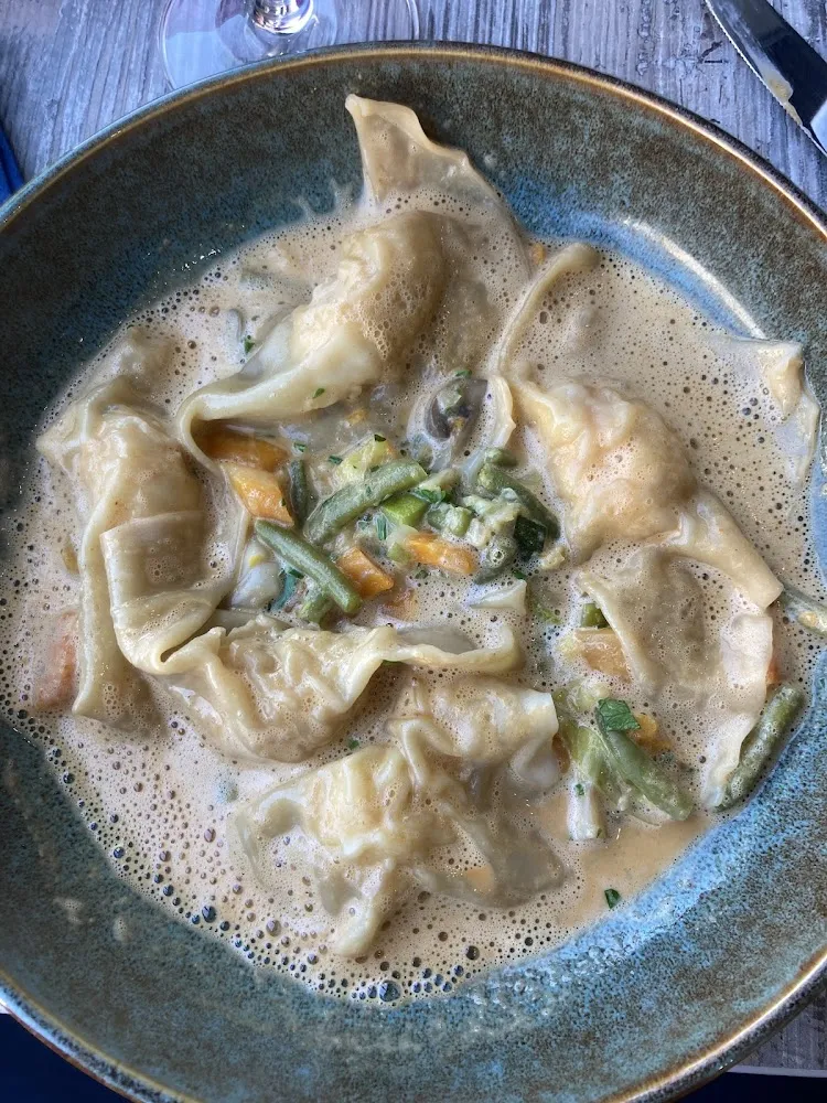 Ravioles de Langoustine Au Saté